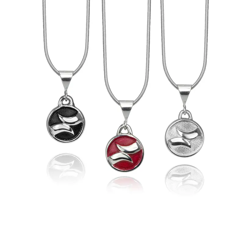 Couple'S Matching Pendant Set 3