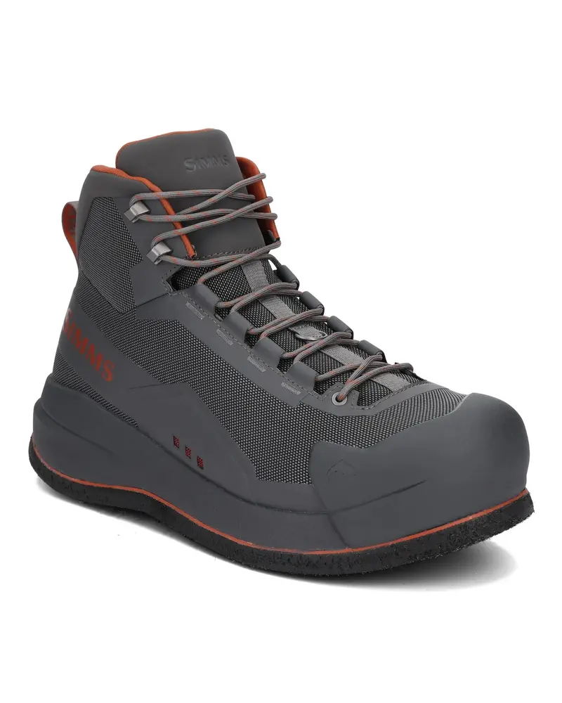 Simms Flyweight Felt-Sole Wading Boots 1